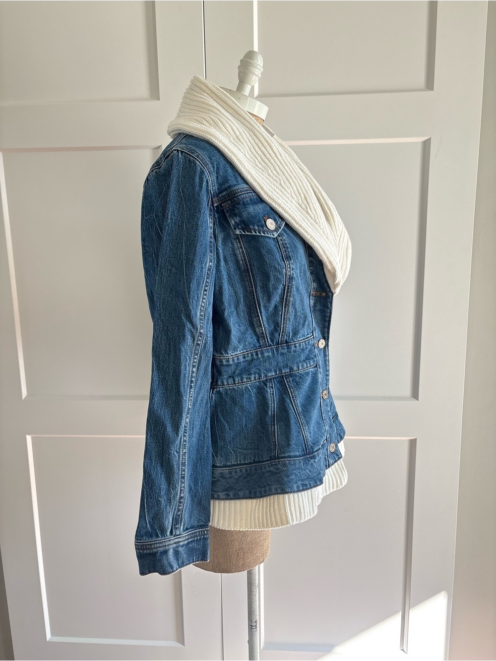 White House Black Market Hybrid Sweater Peplum Denim Jacket Medium NWT - Picture 4 of 8